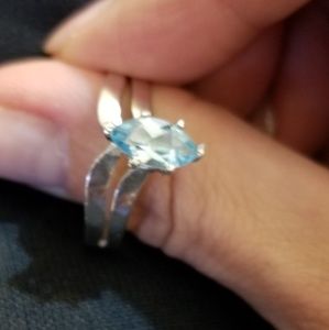 2.3 carat Gorgeous Marquise Sapphire Solitaire